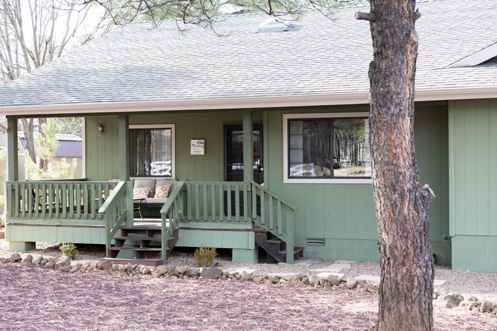 Pinetop Cabin Rental Front Porch